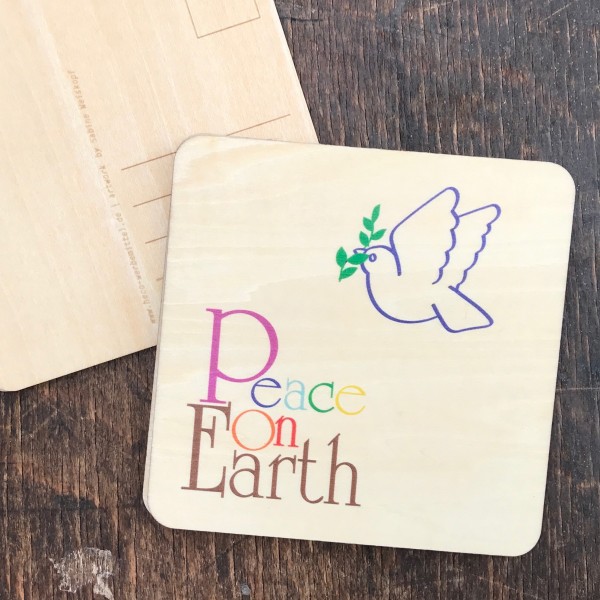 Holzpostkarte "Peace on earth"